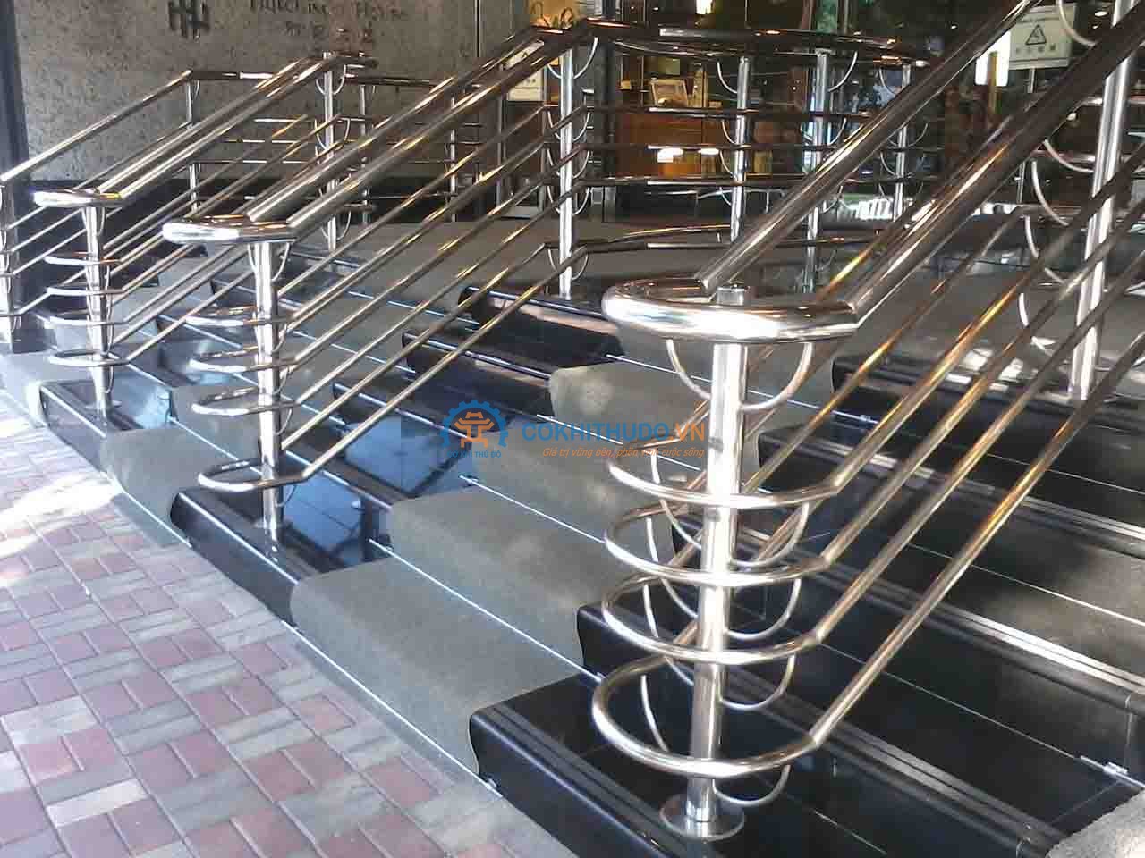 Cơ khí thủ đô đơn vị chuyên tư vấn thiết kế các mẫu cầu thang inox